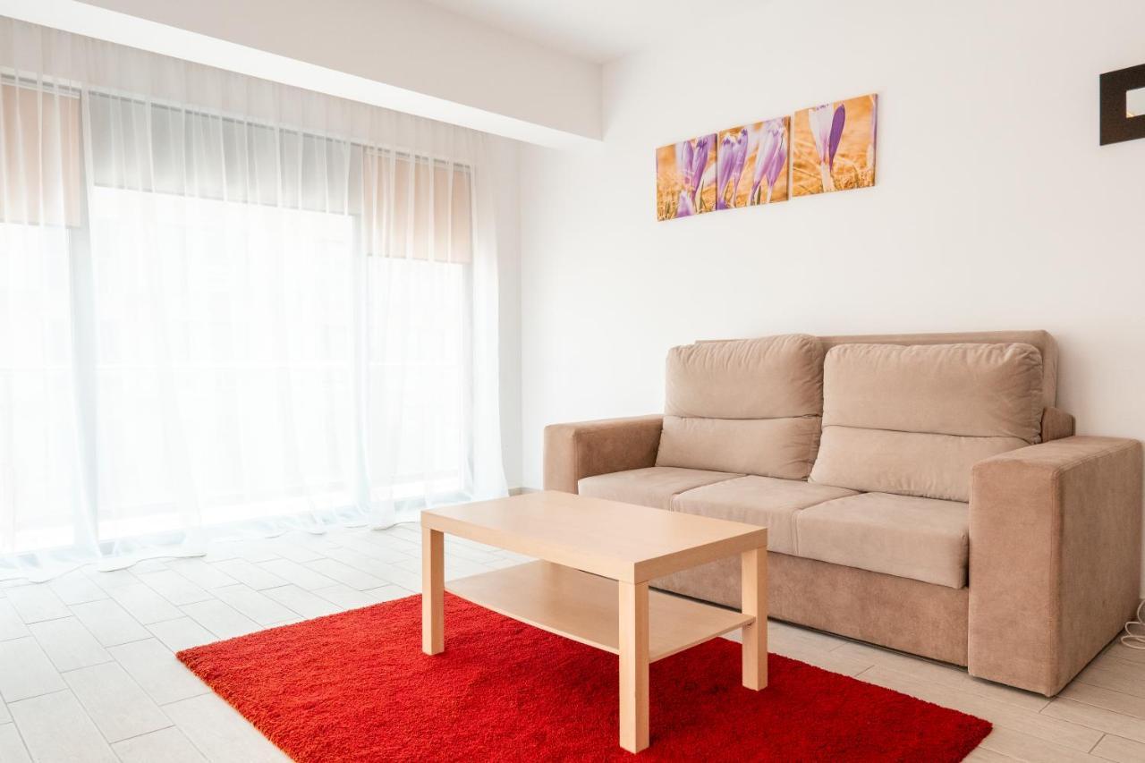 Bright Apartments Mamaia Nord Exterior photo