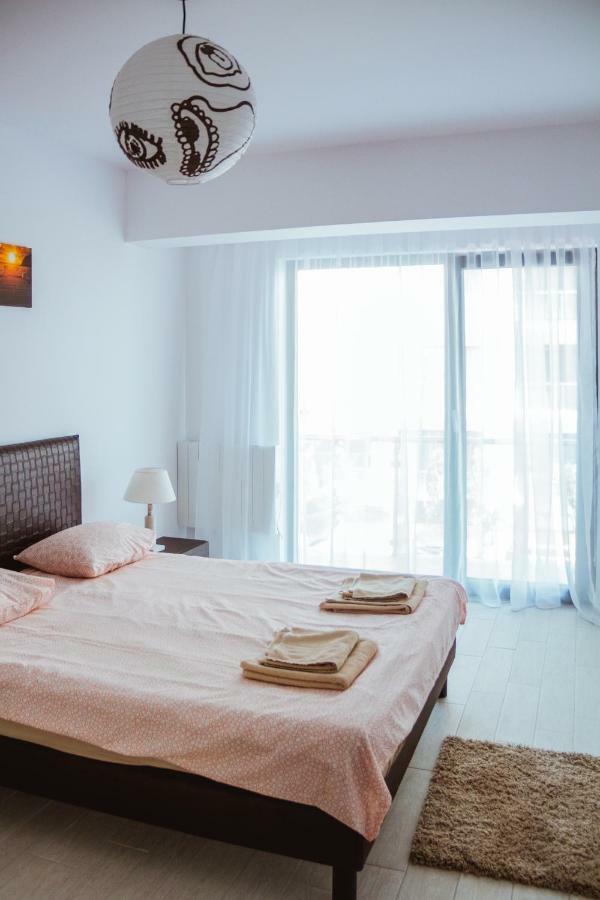 Bright Apartments Mamaia Nord Exterior photo